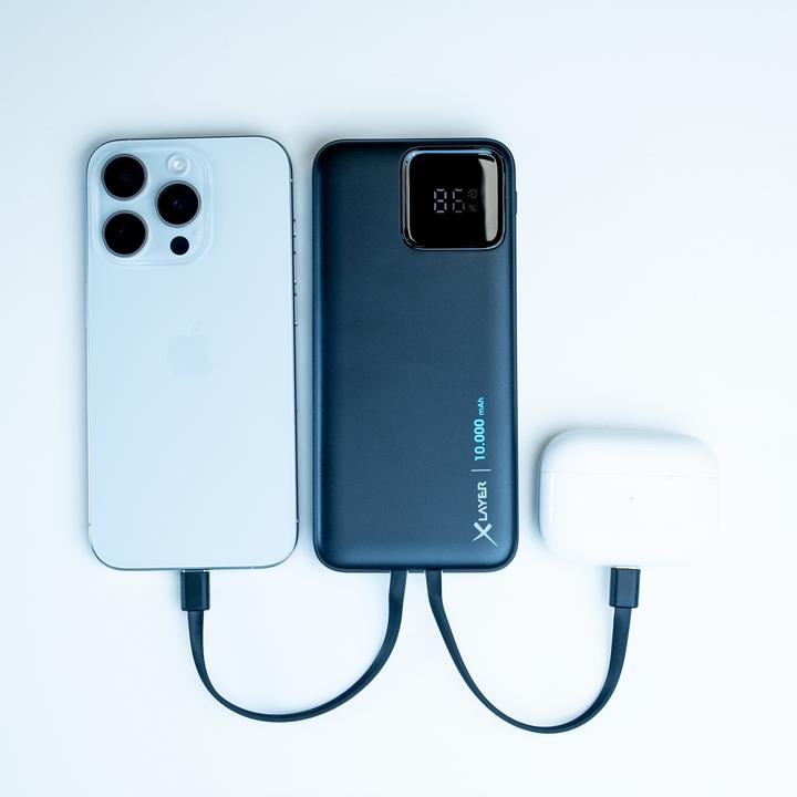 Actual product image Xlayer Powerbank 10,000 mAh with two integrated cables PD 20W Black (10000 mAh, 20 W, 37 Wh)
