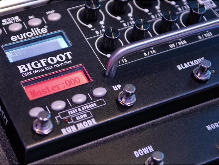 Immagine prodotto Eurolite DMX Move Bigfoot Foot Controller 192