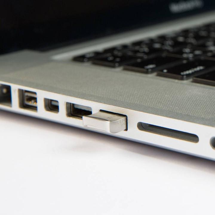 Actual product image Transcend JetFlash 710S (64 GB, USB-A, USB 3.1)