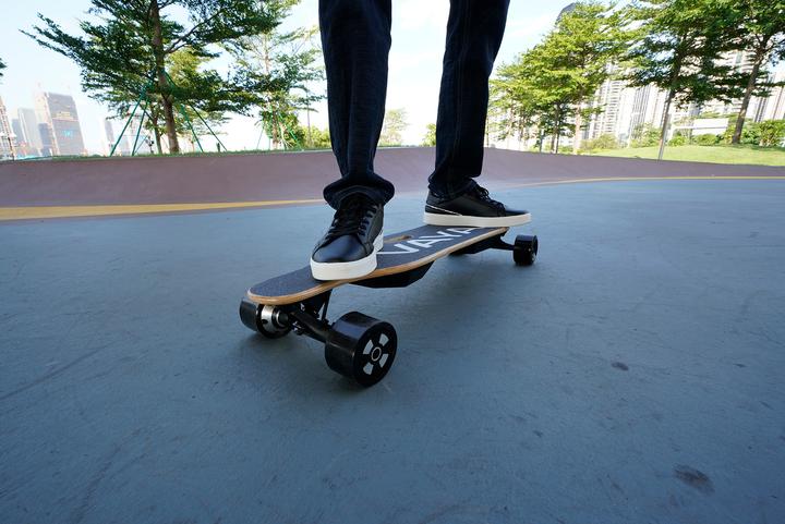 Produktbild Vaya Skateboard - S3 (35 km/h, 900 W)