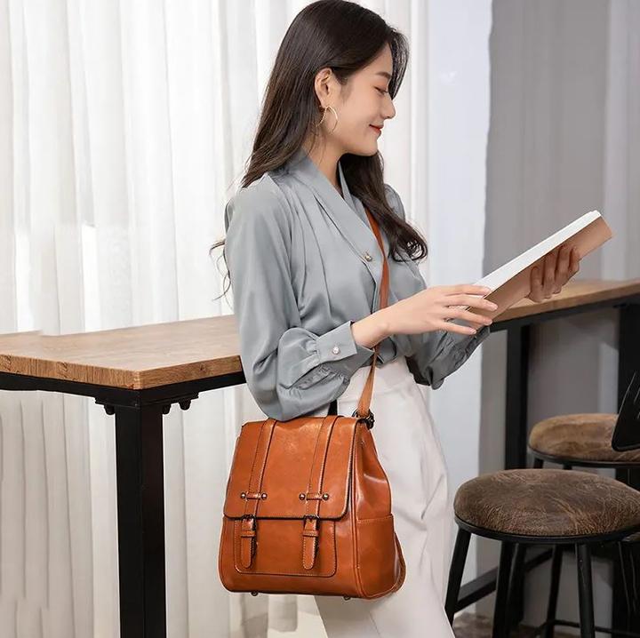 Image du produit PhoneLook Sac à main / sac à dos fashion retro cuir vintage pour tablette, livre, caméra Noir (Sac à dos photo)