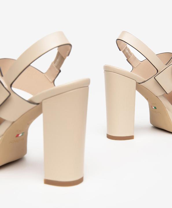 Produktbild Nero Giardini Sandalen (35)