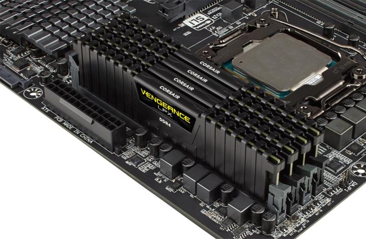 Produktbild Corsair Vengeance LPX (4 x 32GB, 2666 MHz, DDR4-RAM, DIMM)