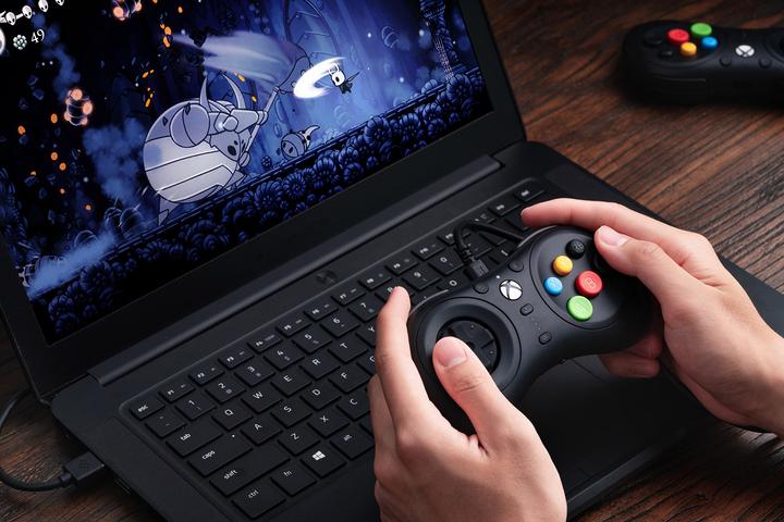 Image du produit 8bitdo M30 (Xbox Series X, Xbox Series S, Xbox One X, Xbox One S, Windows)