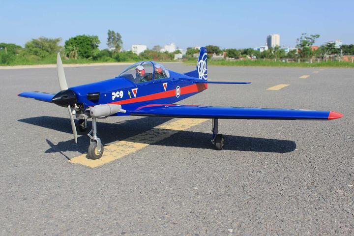 Actual product image Seagull Models ( SG-Models ) Pilatus PC-9 "UK-Airforce" 10cc blau/rot (Aerobatics)