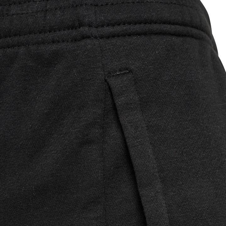 Produktbild hummel Red Basic Sweat Shorts Woman (L)