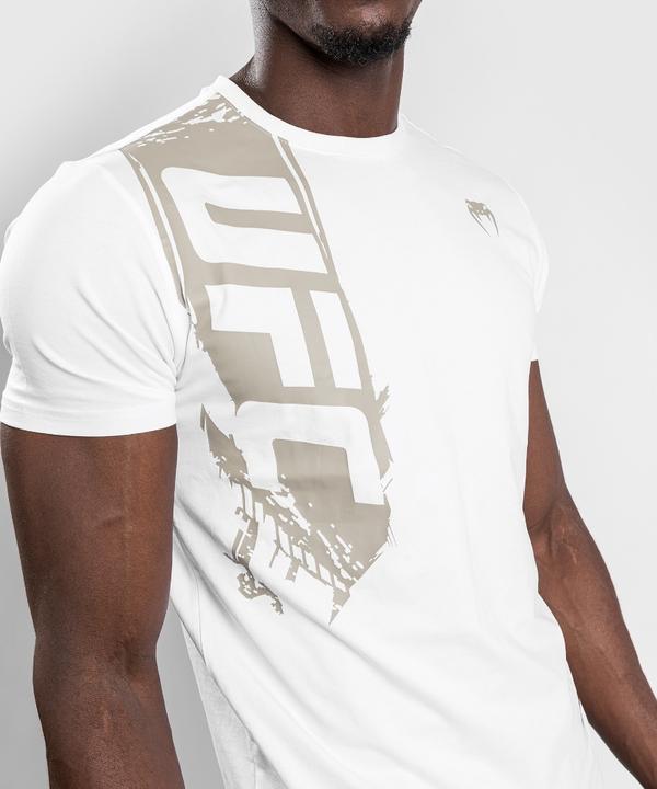 Image du produit UFC | Venum Authentic Fight Week 2.0 T-Shirt - Short Sleeves (L)