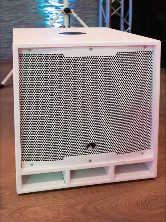 Produktbild Omnitronic MAXX-1508DSP 2.1 Aktiv-Subwoofer weiss (Aktiv, 1x 400 W)