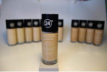 Produktbild Revlon Colorstay Combination Oily Skin (310 Warm Golden)