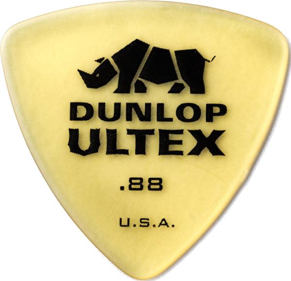 Actual product image Dunlop Ultex Triangle Amber - 0.88