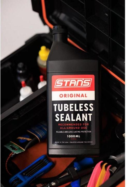 Actual product image Notubes Stan's Original Tubeless Sealant 1000 ml
