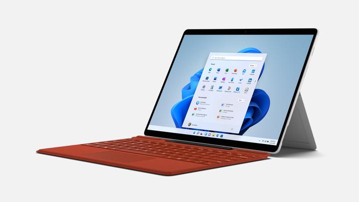 Actual product image Microsoft Surface Pro Signature Keyboard with Slim Pen 2 (CH)