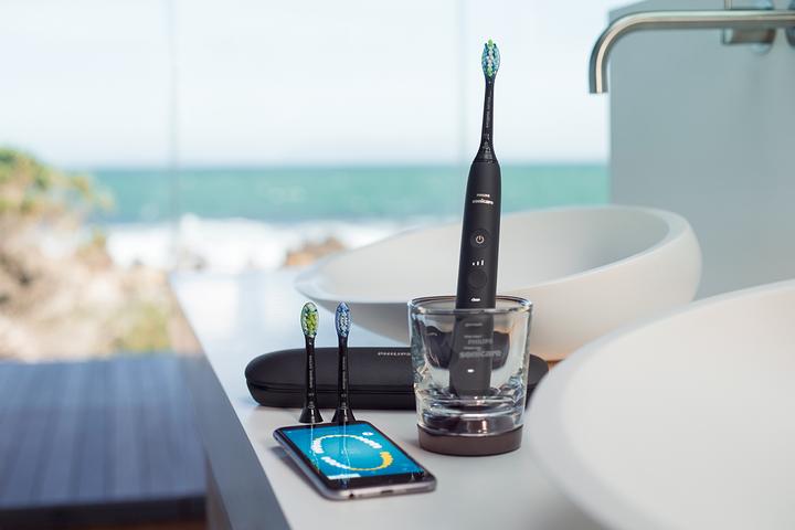 Actual product image Philips Sonicare DiamondClean 9300 Smart (Sonic toothbrush)