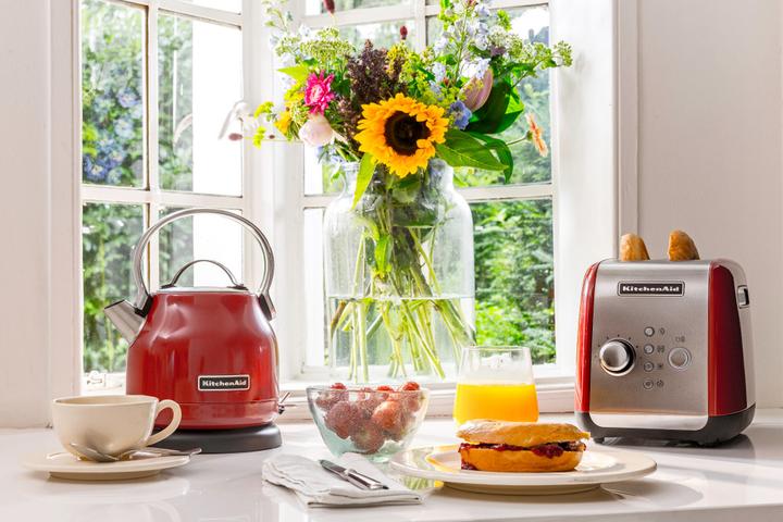 Actual product image KitchenAid toaster (EU plug)