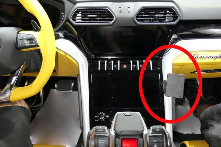 Image du produit Brodit 835790 Support voiture Lamborghini Urus 18-
