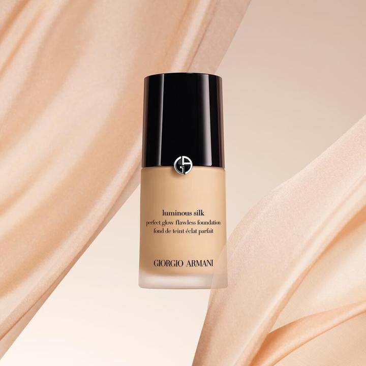 Produktbild Giorgio Armani Luminous Silk (Beige)