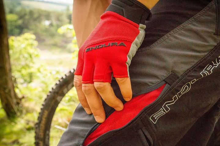 Actual product image Endura Hummvee Plus Glove II (L)