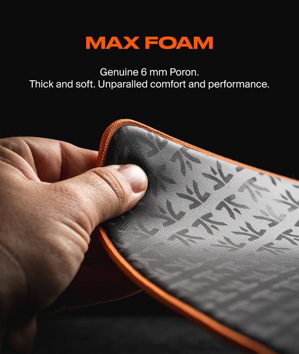 Image du produit Fnatic Max Focus 3 XL Pro Gaming Mouse Mat, Sunrise Orange Smooth Cloth Control Surface, Water Resis (XL)