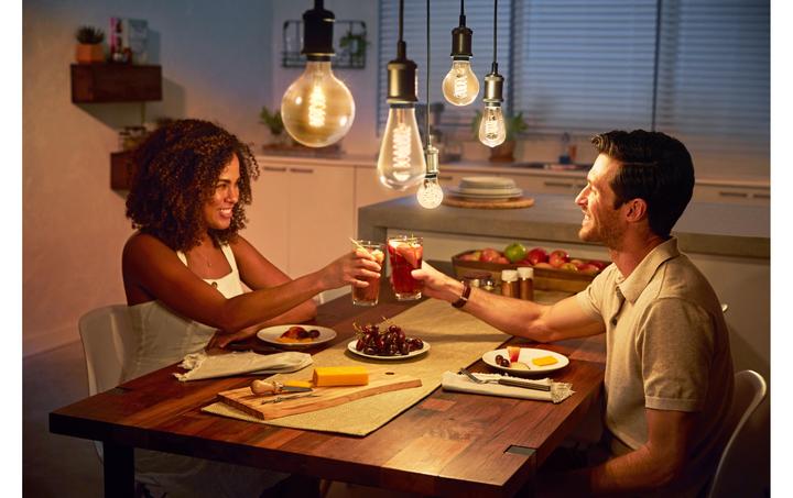 Image du produit Philips Hue Giant BT (E27, 7 W, 550 lm, 1 x, G)