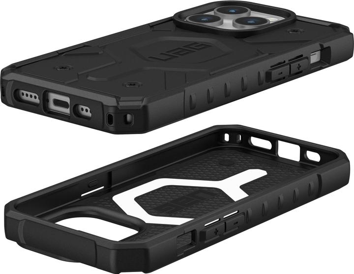 Actual product image UAG Pathfinder Magsafe Case (Apple iPhone 15 Pro)