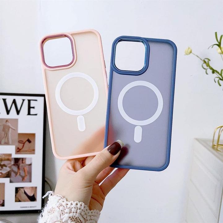 Actual product image Hurtel Magnetic Colour Matte Case for iPhone 15 Pro Max - pink (Apple iPhone 15 Pro Max)