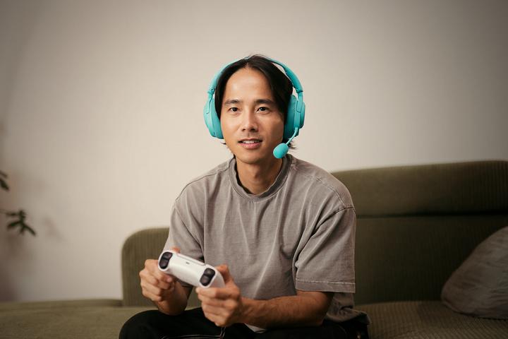 Produktbild SteelSeries Arctis Nova 3PW Aqua (Kabellos)