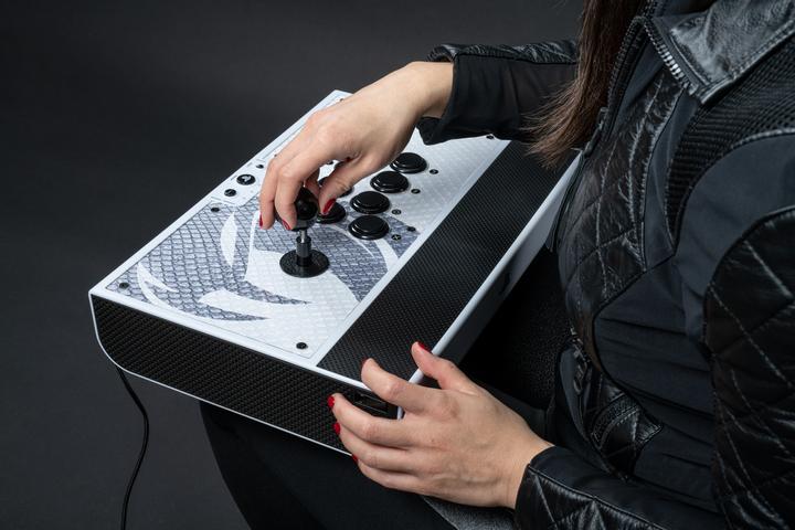 Produktbild Nacon Gaming Arcade Stick Daija (PC, PS5, PS4)