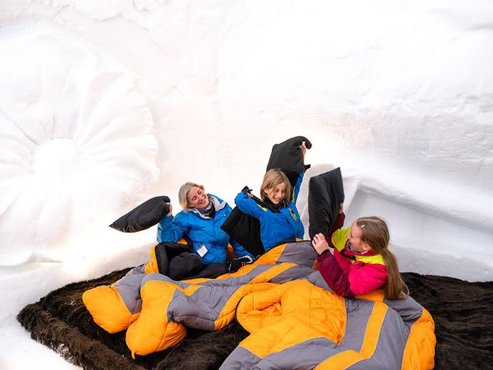 Immagine prodotto Smartbox Una breve vacanza in famiglia in un igloo a Davos, unica nel suo genere (4 pers.)