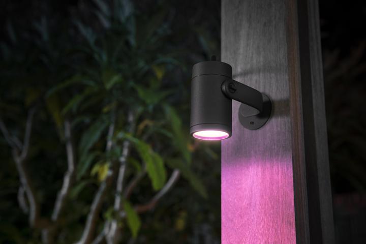 Immagine prodotto Philips Hue Lily Basis (640 lm, IP65)