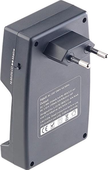 Produktbild Revolt 2in1-Ladegerät für NiMH-/NiCd-Akkus & Alkaline-Batterien (1 Stk., Ladegerät inkl. Akku)