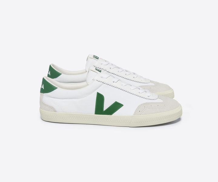 Actual product image Veja Volley (37)