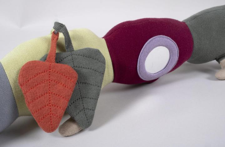 Image du produit Filibabba Peluche d'activité - Lilli la larve