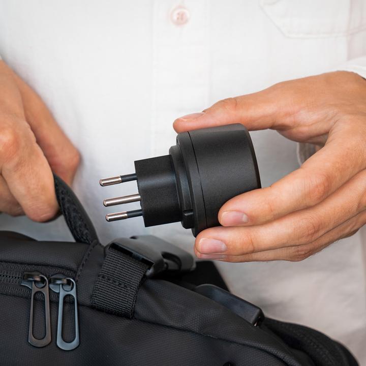 Produktbild Brennenstuhl Reiseadapter