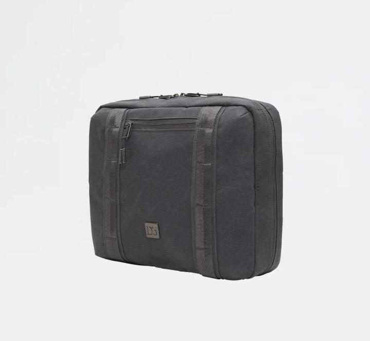 D_b_ The Tillägg Travel organizer Gneiss (10 l)