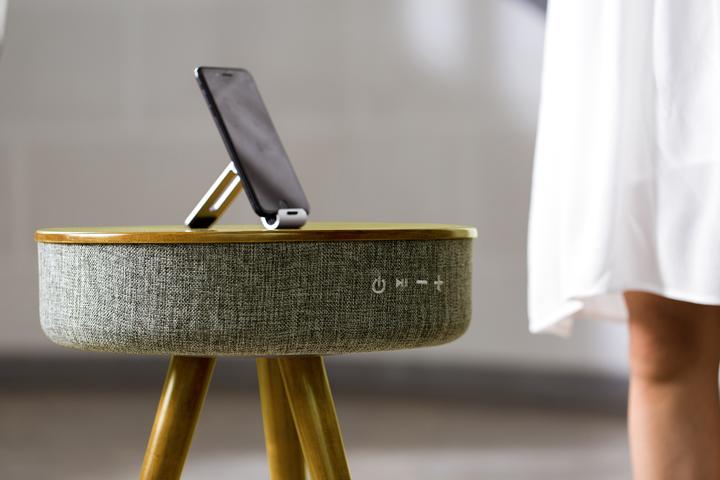 Produktbild Salora Airtable (AW) - Bluetooth Speaker - 360 Sound - Accu - 2 USB charge ) (Batteriebetrieb)