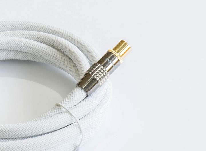 Produktbild Python SAT-Antennenkabel, IEC/Koax-Stecker auf Buchse vergoldet, Abschirmung 120 db, 75 Ohm, Nylongeflecht (120 dB, Antennenkabel)