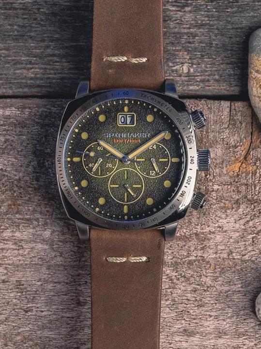 Actual product image Spinnaker SP-5068-02 Hull Chronograph 42mm 10ATM (Chronograph, 42 mm)