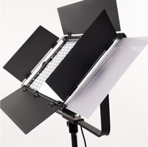 Image du produit Dörr 2 LED Panel Kit DLP-70W avec 2 trépieds et sac (nouveauté)