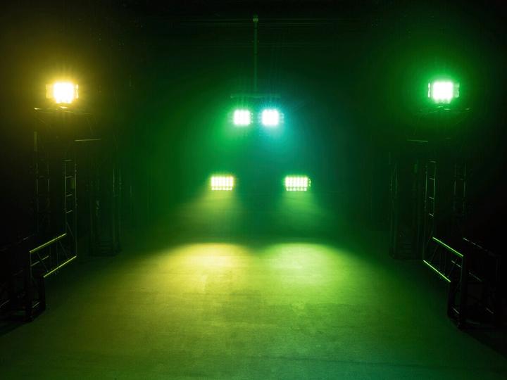 Image du produit Eurolite LED CLS-18 QCL RGB/WW 18x7W (7 W, LED)