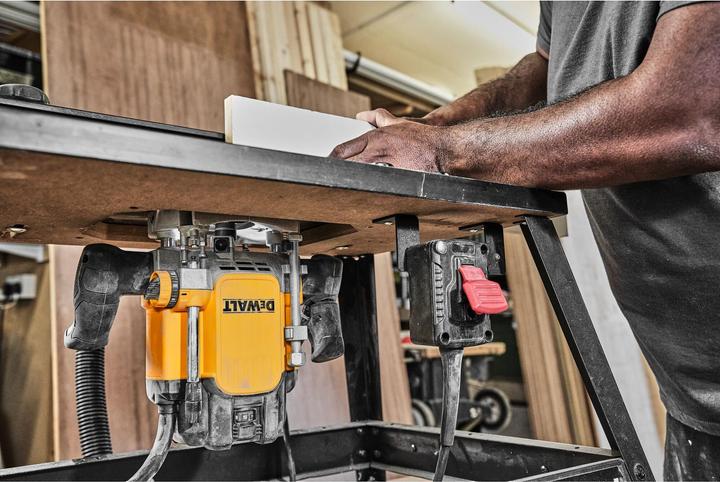 Image du produit DeWalt Défonceuse