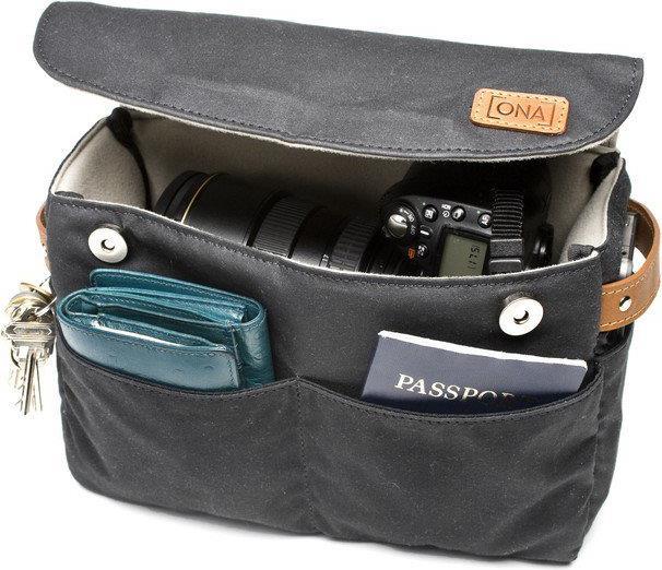 Actual product image ONA Roma (Camera inner pocket)