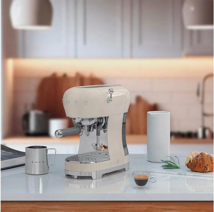Image du produit Smeg ECF02CREU (Prise UE)