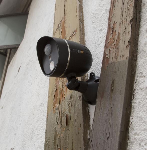 Actual product image Technaxx Surveillance camera HD outdoor camera with LED lamp TX 106 (1280 x 720 pixels)
