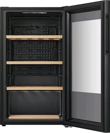 Image du produit Hisense RW12D4NWG0 cave à vin avec compresseur Installation gratuite Noir 30 bouteilles