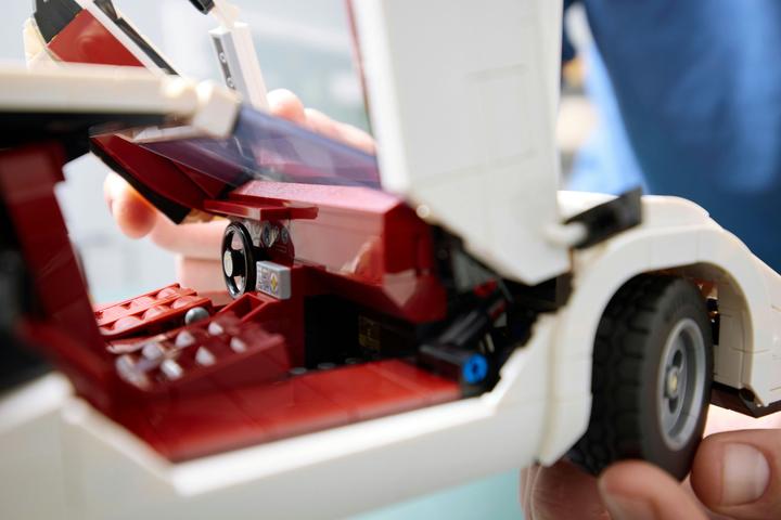 Immagine prodotto LEGO Lamborghini Countach 5000 Quattrovalvole (10337, LEGO Icons, Set LEGO rari)