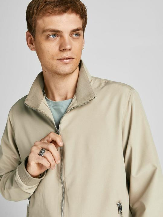 Produktbild Jack & Jones Hochgeschlossene Bomberjacke (XS)