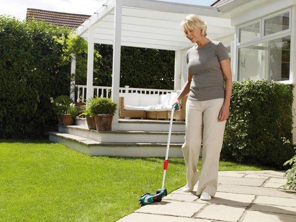 Actual product image Bosch Home & Garden AGS 7.2 LI with telescopic handle