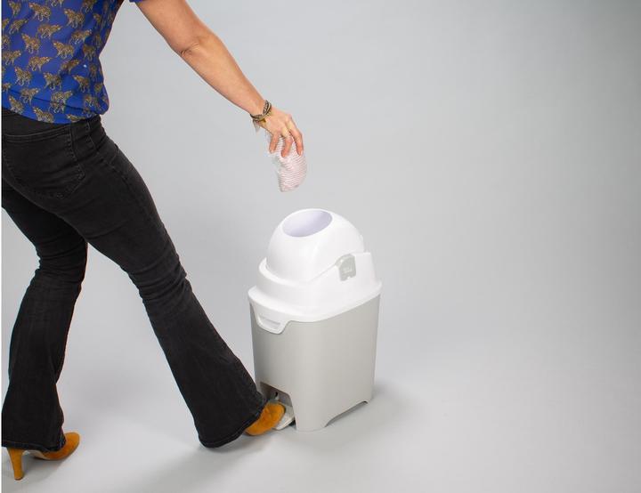 Actual product image Diaper Champ Nappy Pail One Standard Handsfree 60 l Silver