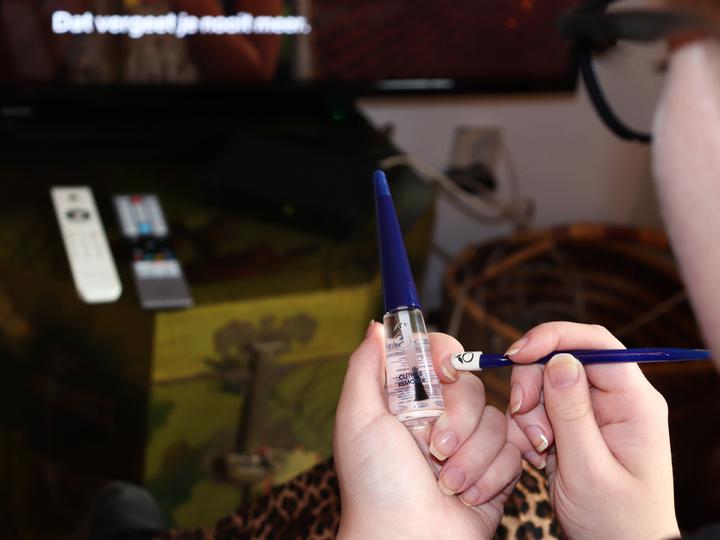 Actual product image Herome Cuticle Remover (10 ml)