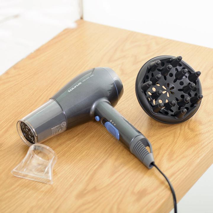 Produktbild Taurus Lyss 2300 Ionic - hårtørrer